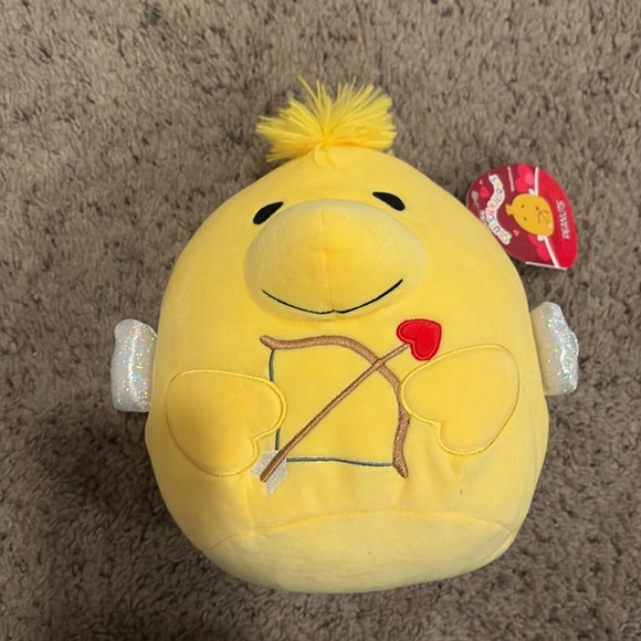 Squishmallows Other - New adorable peanuts squishmallow